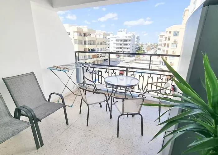 Modern Retreat: 2Br Stylish Apt With Comfy Rooms! Smart Tv With 200Mbps Internet