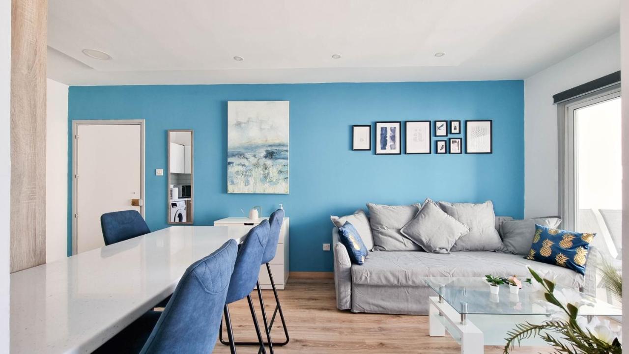 Apartament Modern Retreat: 2br Stylish With Comfy Rooms! Smart Tv With 200mbps Internet *